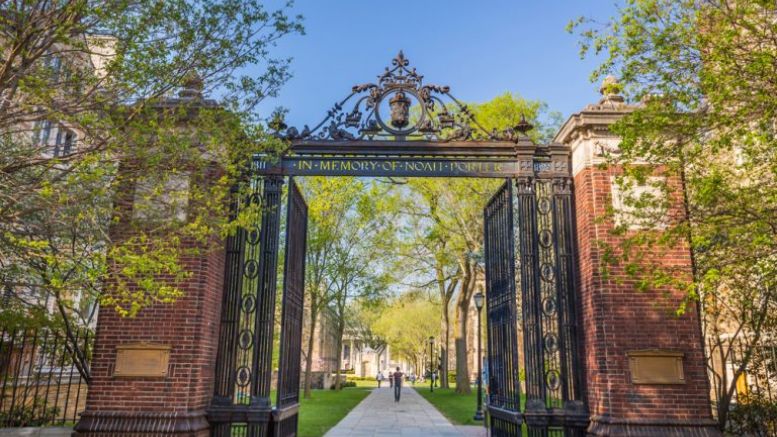 Yale Lecturer Highlights Blockchain Transparency after Panama Papers