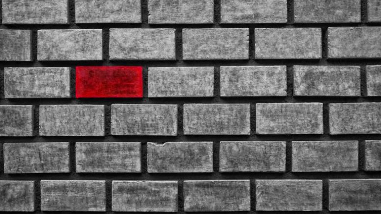 “Blockchain” Led Paradigm Shift From Anti-to Pro-Establishment Shocks Bitcoin Community