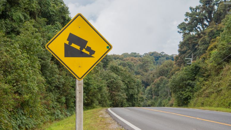 Bitcoin Price Analysis: Constricted Price Slump