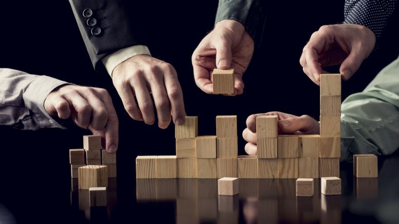 IBM Bridges Blockchain, AI With New Business Unit