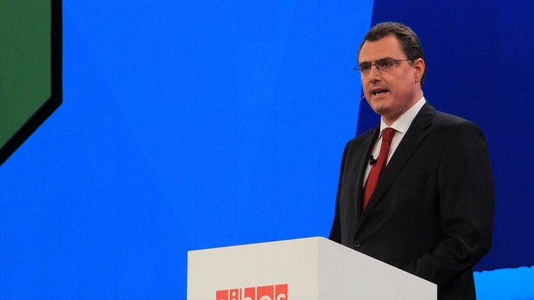 Swiss Central Banker: Blockchain Turning Finance 'On Its Head'