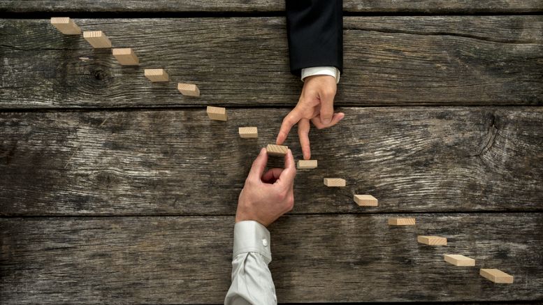 Russian, Chinese Central Securities Depositories Partner on Blockchain