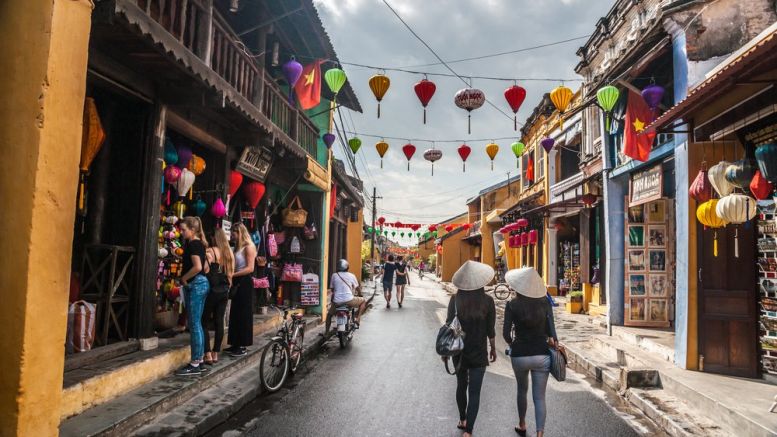 Pyramid Scheme sees Vietnamese Government Warn Against Bitcoin Usage