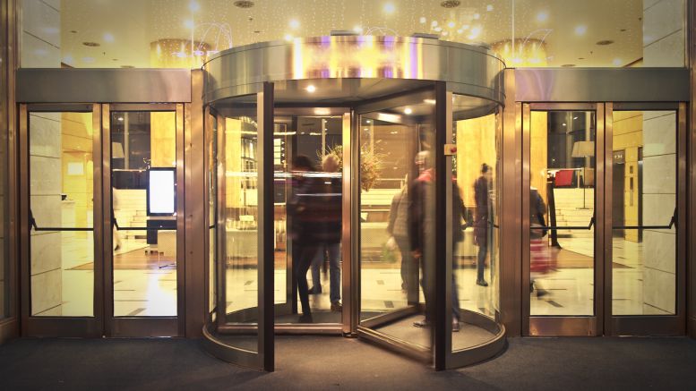 Coinbase US Government Liaison Leaves for Banking Role