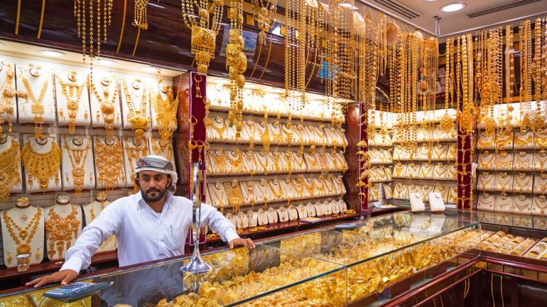 India Googles ‘Buy Bitcoin’ as Nation Explores Gold Imports Ban