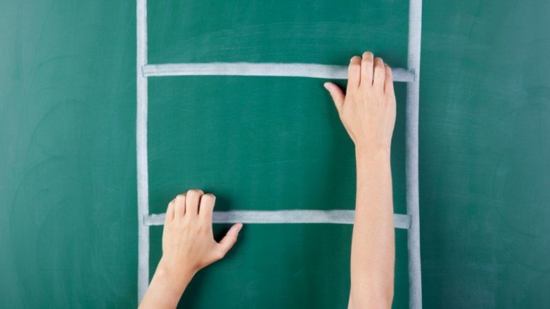 Bitcoin Price Advancing To Recent Top