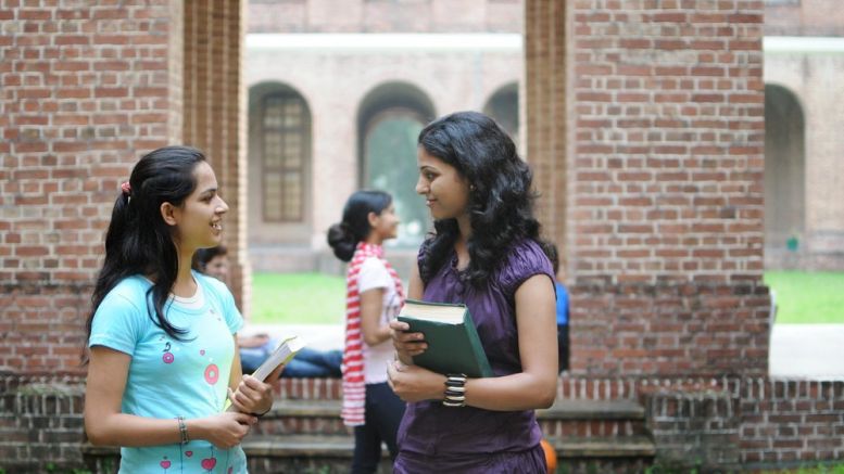Delhi University College Introduces Digital Cards for Cashless Transactions