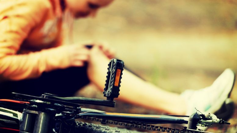 Newsflash: Bitcoin Price Takes a Steep Fall Below $1000