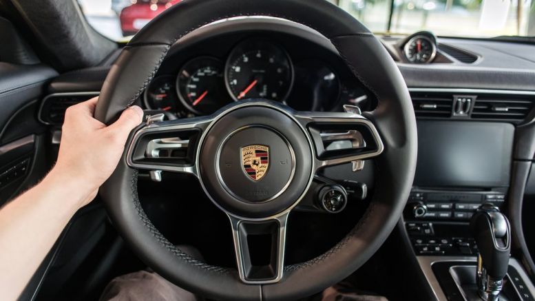 Porsche Invites Startups For €25,000 Blockchain Disruption Contest
