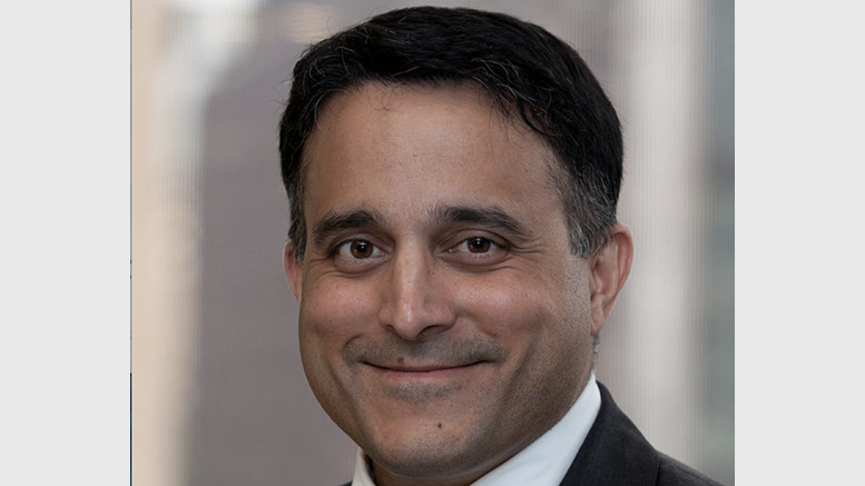 Former US Consumer Finance Watchdog Voices Support for Bitcoin
