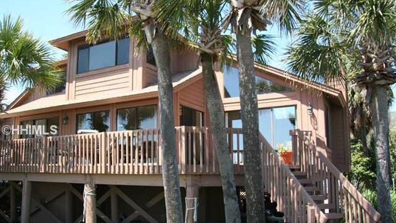 Bitcoin Accepted – 2.6M Luxury Beach Front Mansion For Sale