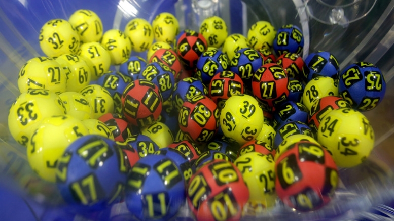 Stacking The Odds – Winning The Lottery Jackpot or Investing in Bitcoin