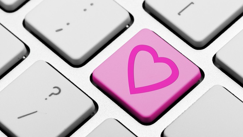 Dream Lover: Models Sending Pictures for Bitcoin