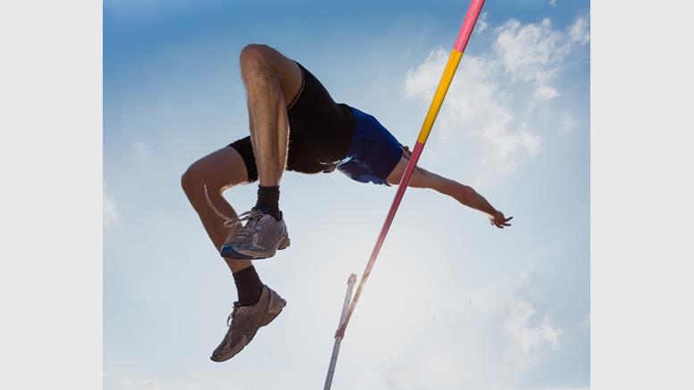 Bitcoin Price Hits $450 For The First Time in 2015