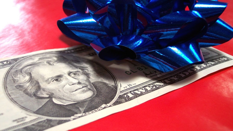 Four Reasons Why You Should Invest Your Christmas Bonus in Bitcoin