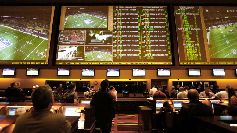 Bitcoin’s Moment? DraftKings & FanDuel Lose Major Payout Provider