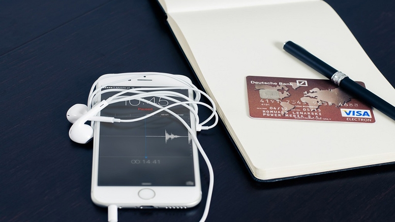 Bitcoin & Line Social Messaging App: The Future of M-Commerce?
