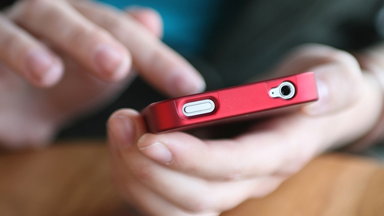 Australia Plays Centralized Role in Banning Mobile Games & Apps, Bitcoin Implications?