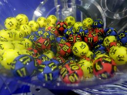 Tickets for $1.5 Billion Powerball Jackpot Now Selling for Bitcoin