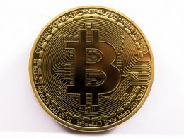US CFTC Advisor Chou Calls Blockchain Without Bitcoin Efforts Misguided