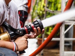 Bitcoin Price Holds Above $400