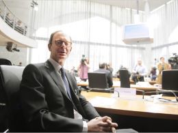J. Christopher Flowers Says Majority of Bitcoin Startups Will Fail