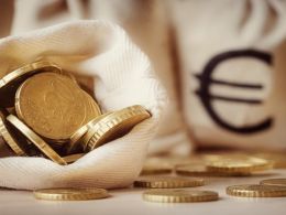 The Viability of Bitcoin In A Full-Reserve Banking Scenario