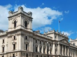 UK Treasury Won't Seek AML Rules for Bitcoin Wallet Providers