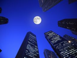 Shoot for the Moon or Take It Slow? Tech Giants Talk Blockchain