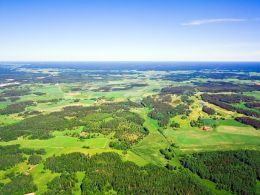 Sweden Tests Blockchain Smart Contracts for Land Registry