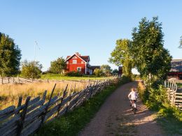 Sweden Tests Blockchain-Based Land Registry