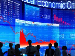 Former Federal Reserve Chairman Predicts Economic Crisis