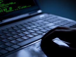 Bitfinex Confirms Stolen Bitcoin, Suspends Trading; Price Crashes