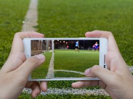 Deloitte Imagines Bitcoin Betting in Stadiums of the Future