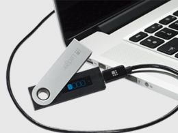 Bitcoin Hardware Wallet Review: Ledger May Have Caught Up to Trezor With Nano S