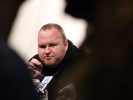 Kim Dotcom Sees Bitcoin Hitting $2000