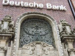 Deutsche Bank is in Trouble; Bitcoin to the Rescue?