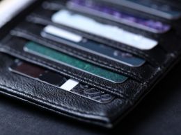 London Startup Develops Blockchain-Based Contactless Payment Card for Retail Payments