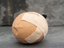 Newegg Makes a Crypto Omelette With Eggcoin