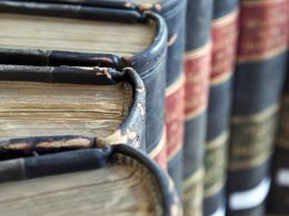BBVA Economist: Legal Framework Needed For Blockchain Technology