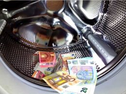 Stricter Bitcoin Regulation, Ban on Mixers Recommended at Interpol, Europol Conference