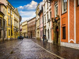 Bitcoin Firms Recognized by Polish Regulator