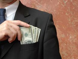 Hedge Funds Are Reportedly Racing to Buy Mt Gox Creditor Claims