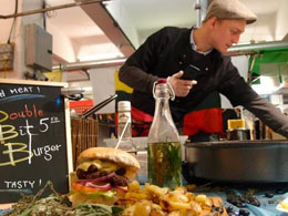 Doge's Dinner: East London Burger Stall Accepts Dogecoin