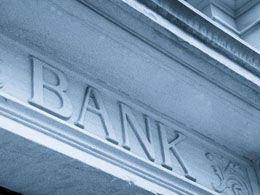 Banking Billionaire Fears Future of Bitcoin vs. Banks