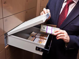 Good Bye Traditional Banking Secrecy, Bitcoin to the Rescue