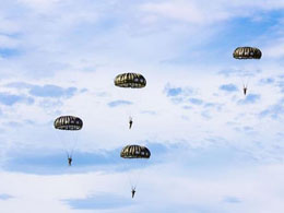 Free Bitcoins In Airdrop Organized By The Bitcoin Embassy & McGill Cryptocurrency Club