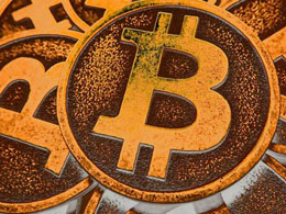 Bitcoin won the 2013's Best Currency of the Year
