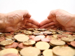 Bitcoin Companies Are Compounding the Bitcoin Hoarding Problem