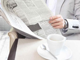 Bitcoin in the Headlines: Kingpins and Dark Markets